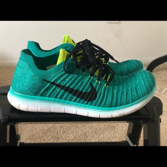 Nike FREE RUN FLYKNIT Sneakers in Teal and Black 7Y - Picture 1 of 7